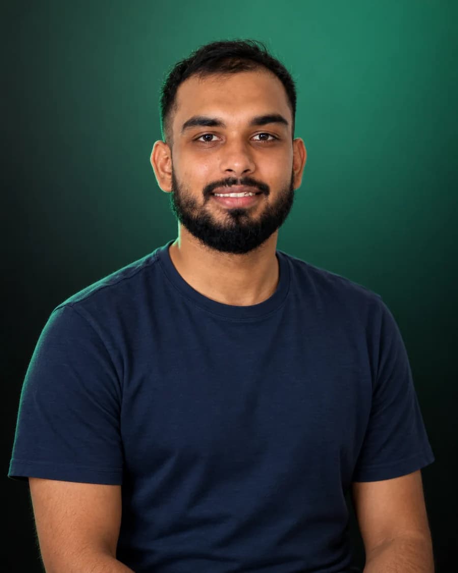 Portrait of Mujahith Mth